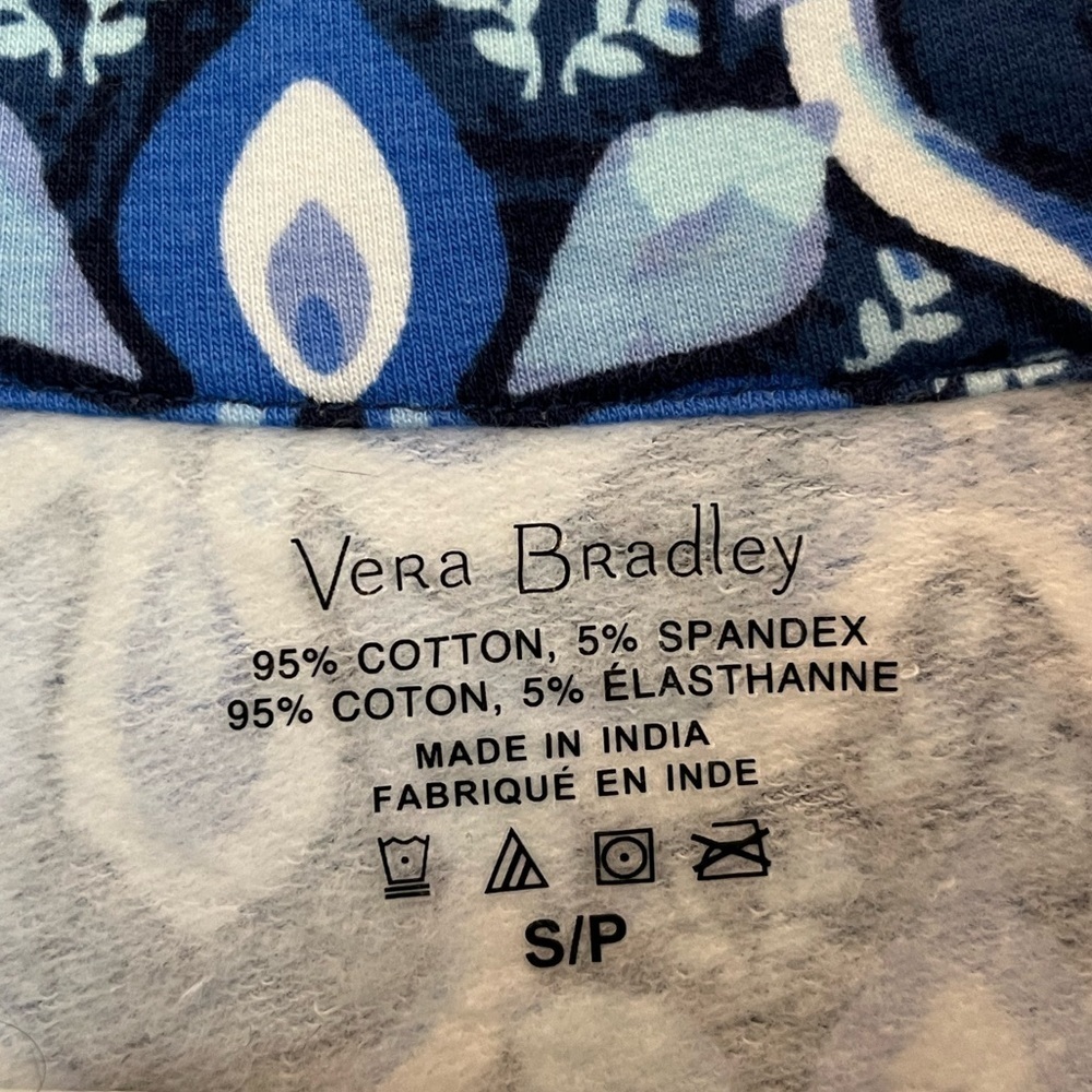 NWOT Vera Bradley 1/4 zip Sweatshirt Sweater Top RAINDROP MEDALLION Blue - Picture 4 of 11